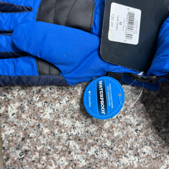 Brand new youth Columbia gloves - Picture 2 of 3